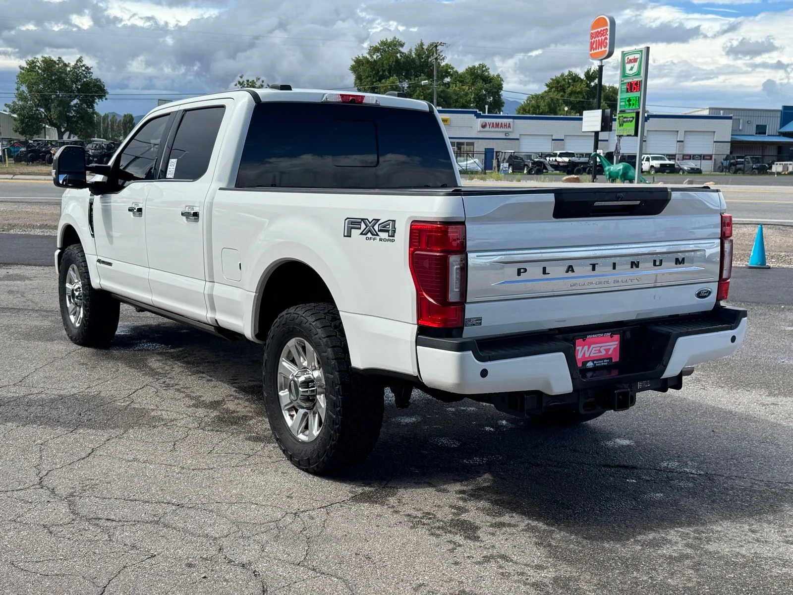 Used 2022 White Ford Platinum image 12