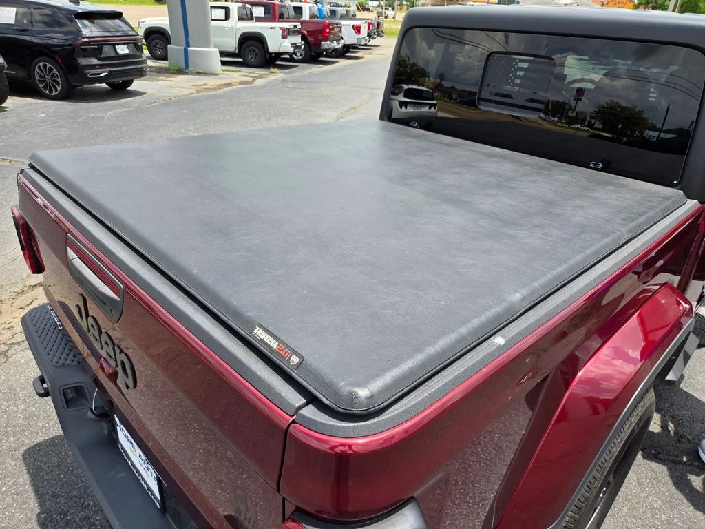 Used 2021 Red Jeep Willys image 18