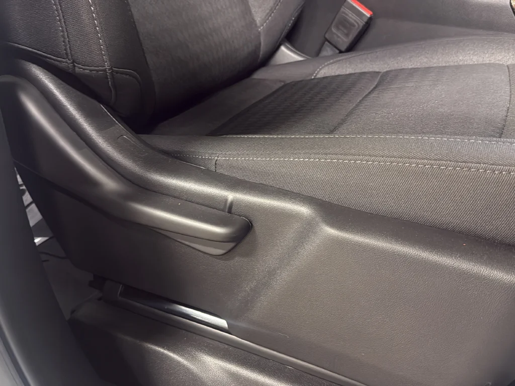 Used 2024 White Chevrolet RST image 17
