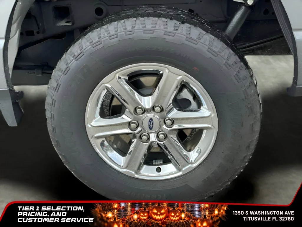 Used 2025 Gray Ford XLT image 39