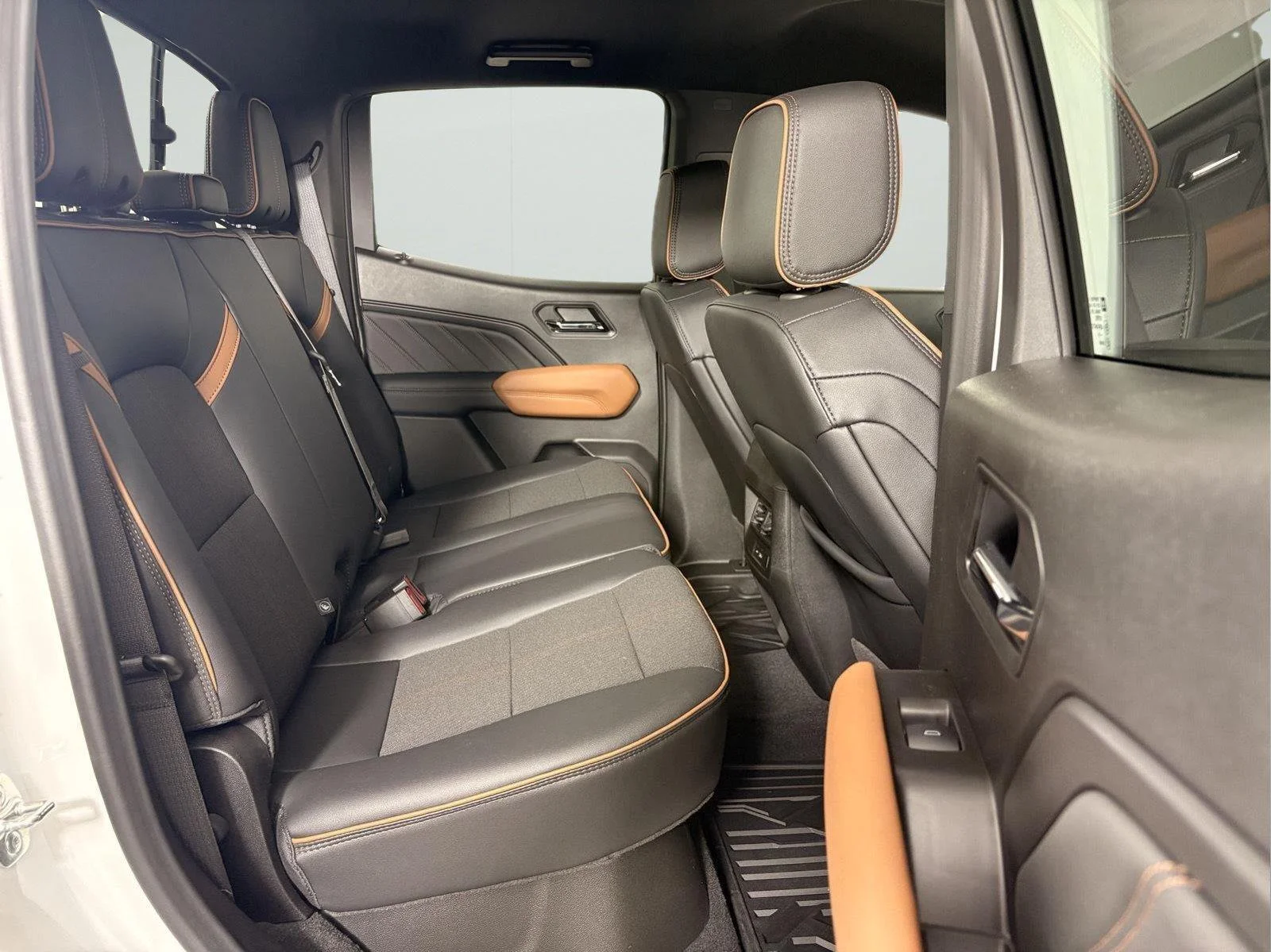 2026 GMC Canyon AT4 - Photo 20
