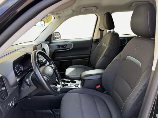 Used 2022 Black Ford Badlands image 9