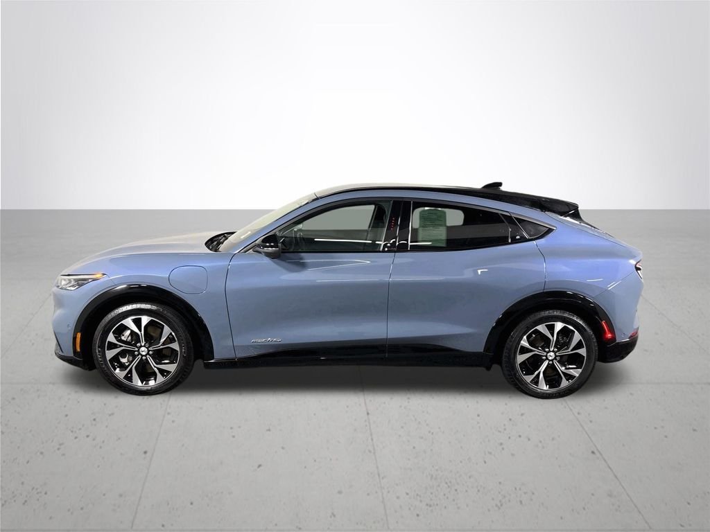 Used 2023 Vapor Blue Ford Premium image 9