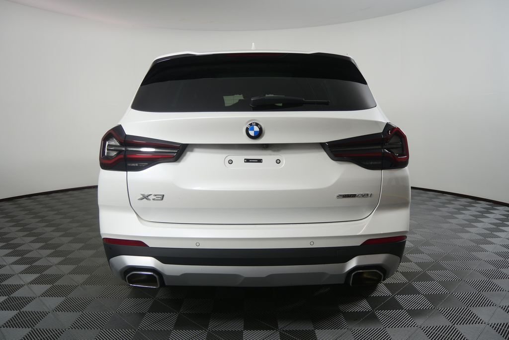 Certified Used 2024 Mineral White Metallic BMW sDrive30i image 4