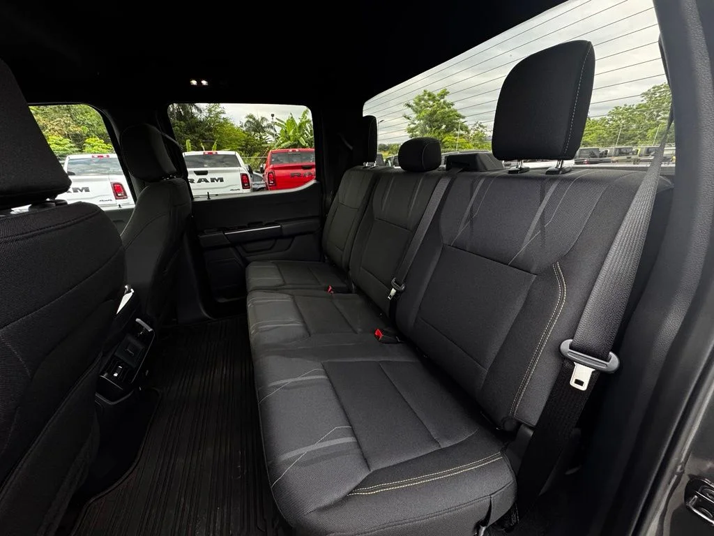 Used 2024  Ford STX image 18