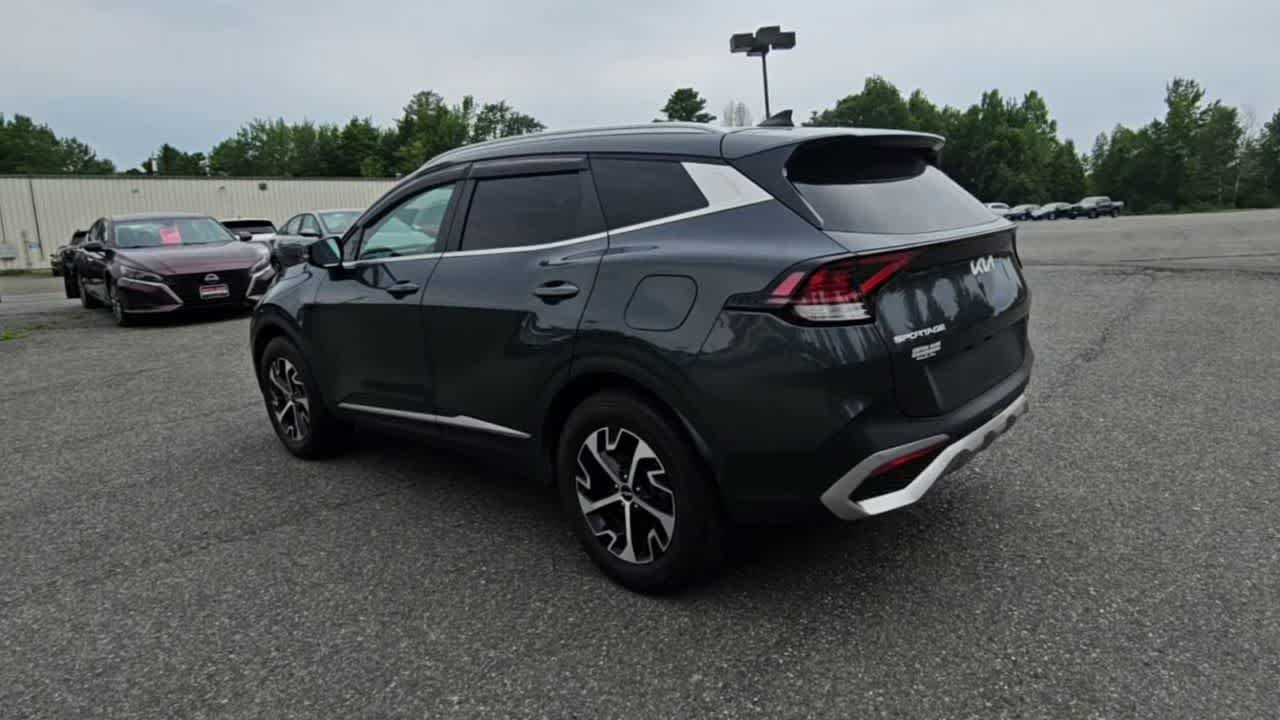 Used 2024 Gravity Gray Kia EX image 6