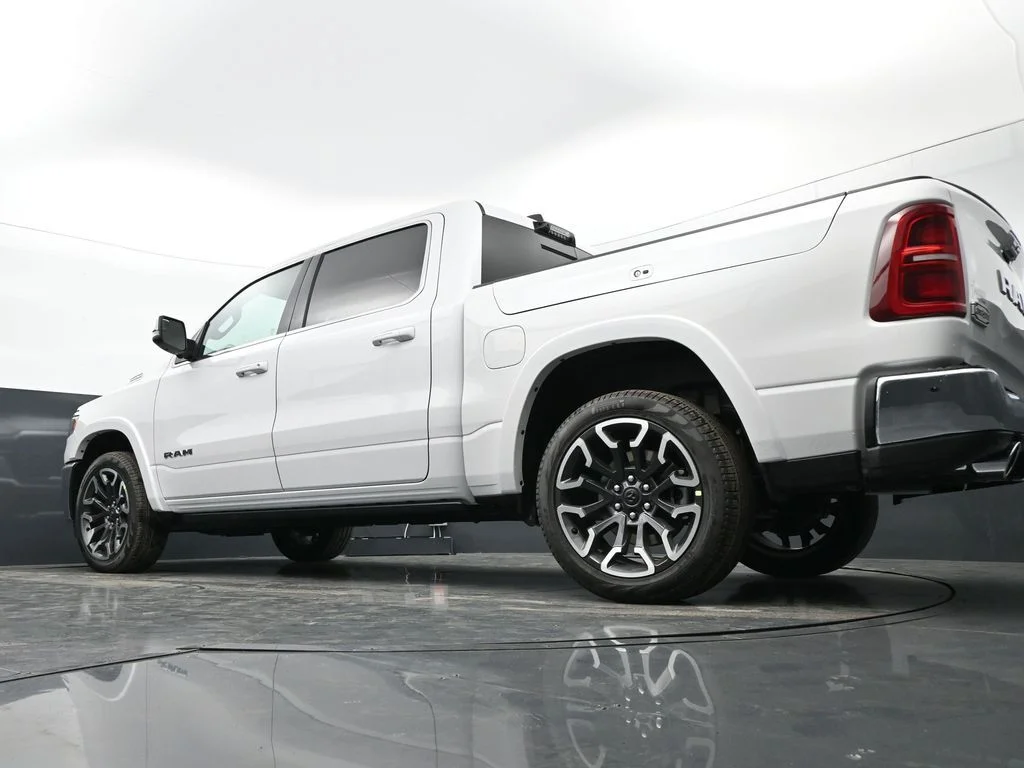 New 2026 Ivory White Tri-Coat Pearl-Coat Exterior Paint RAM Limited image 47