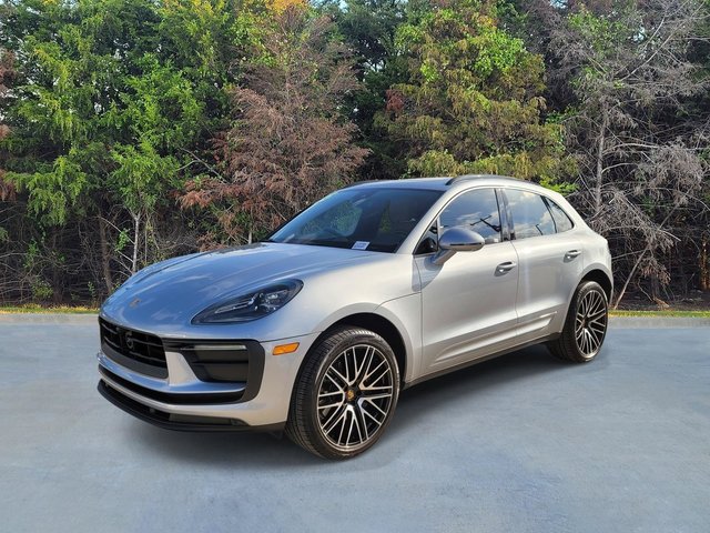 Pre-Owned 2025 Porsche Macan