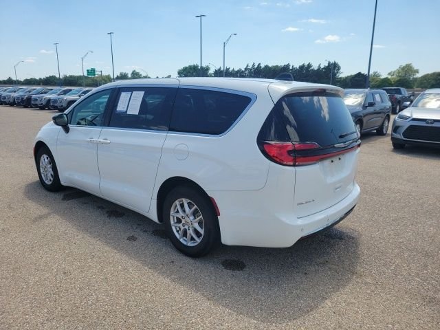 Used 2024 White Chrysler Touring image 23