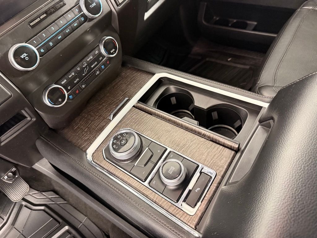Used 2019 White Ford Limited image 4