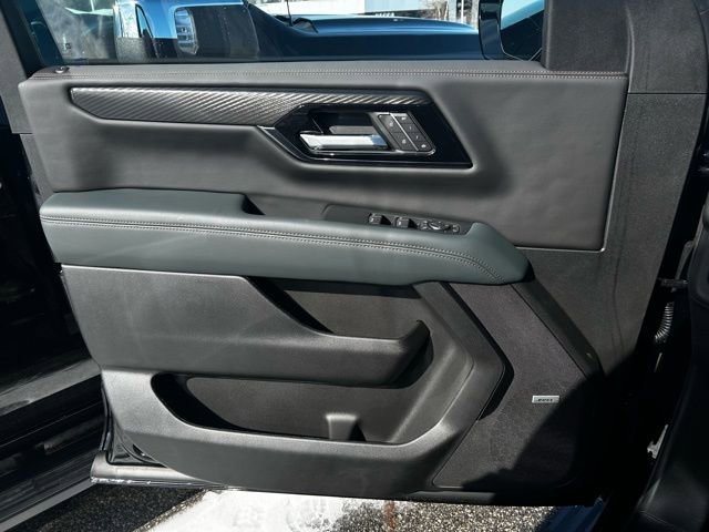 2025 GMC Yukon XL AT4 - Photo 14