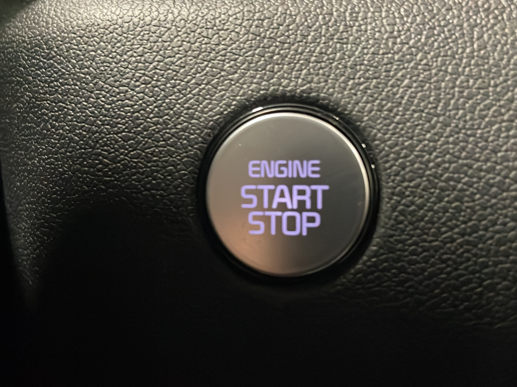 Used 2023 White Kia SX image 14