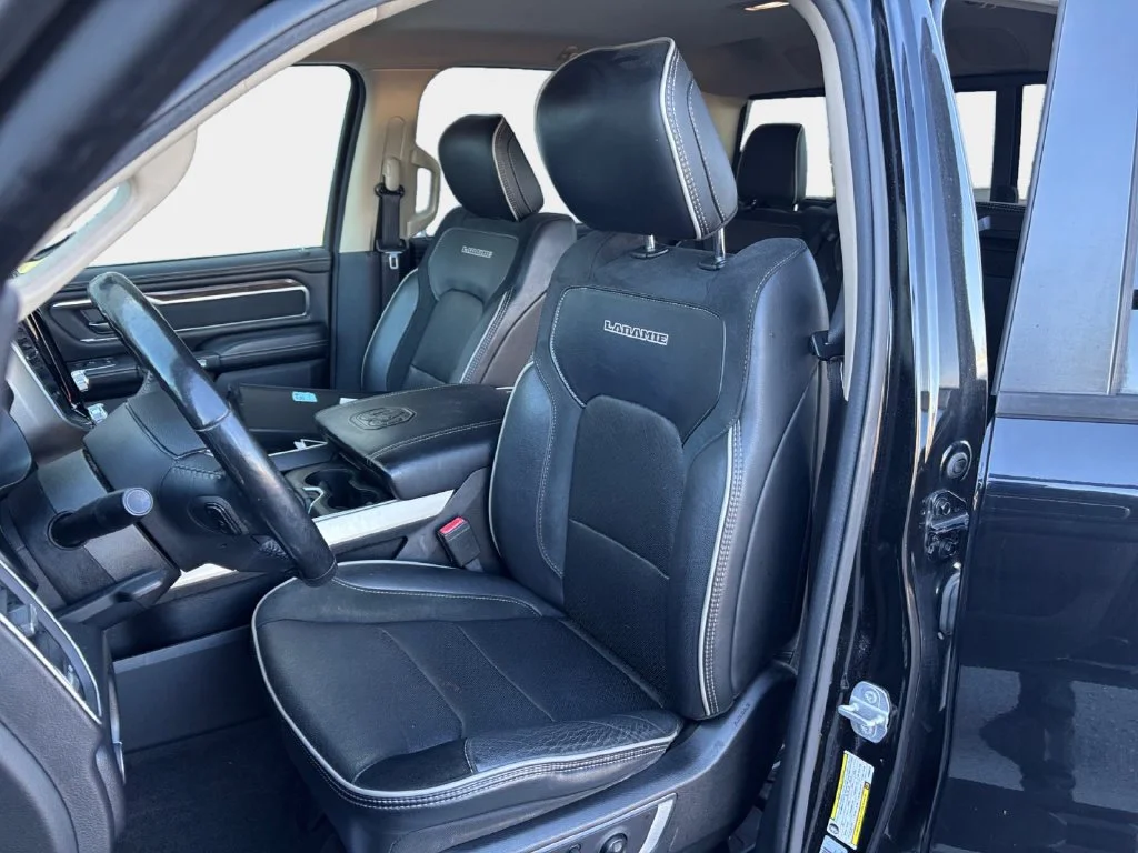 Used 2019 Black Ram Laramie image 26