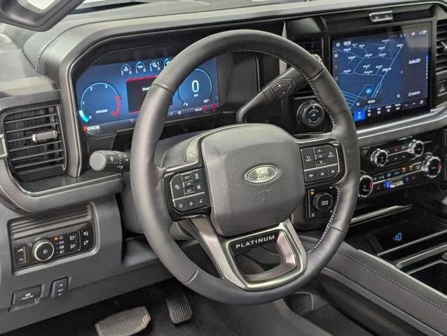 New 2026 Star White Metallic Tri-Coat Ford F-250® Platinum® image 54