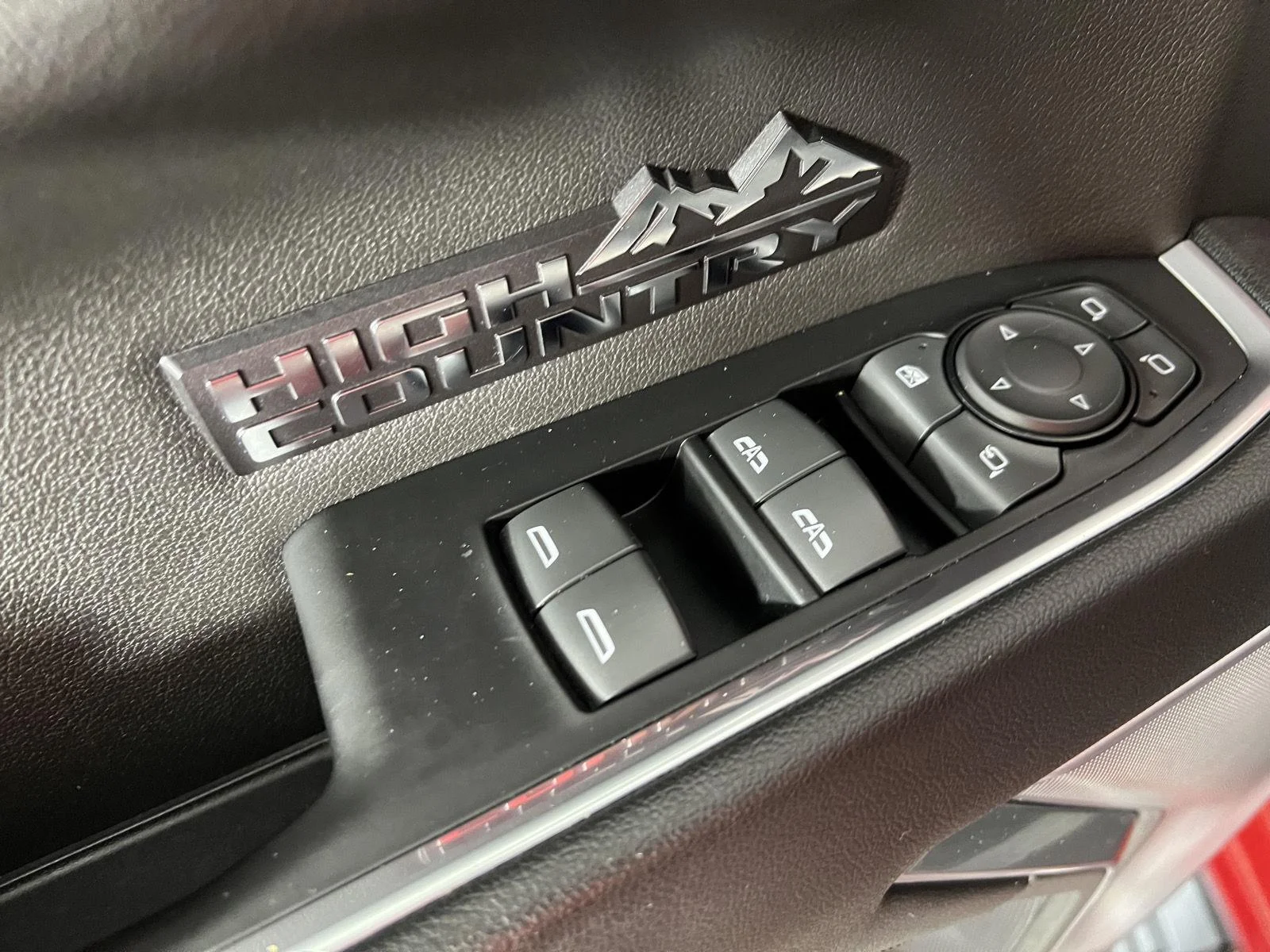 Used 2022 CHERRY RED TINTCOAT Chevrolet High Country image 15