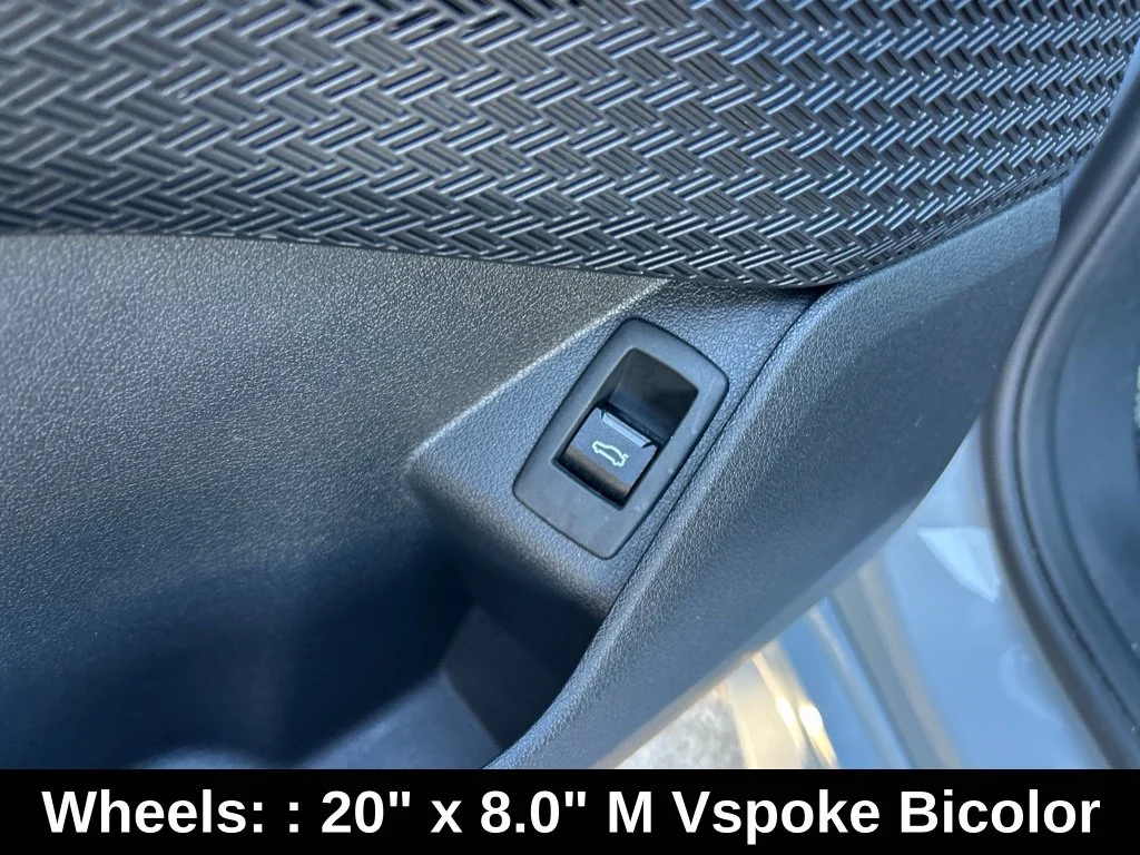 Used 2026 Gray BMW M35i image 35