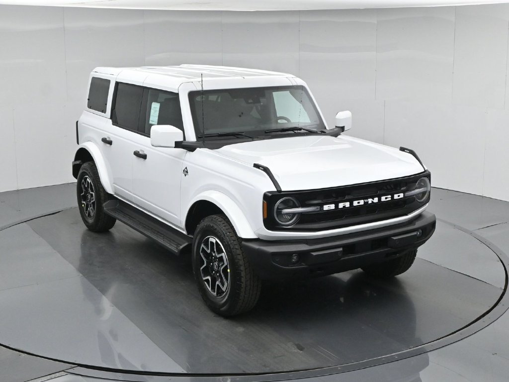 New 2026 Oxford White Ford Outer Banks image 38