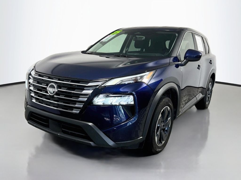 2025 Nissan Rogue SV - Photo 7