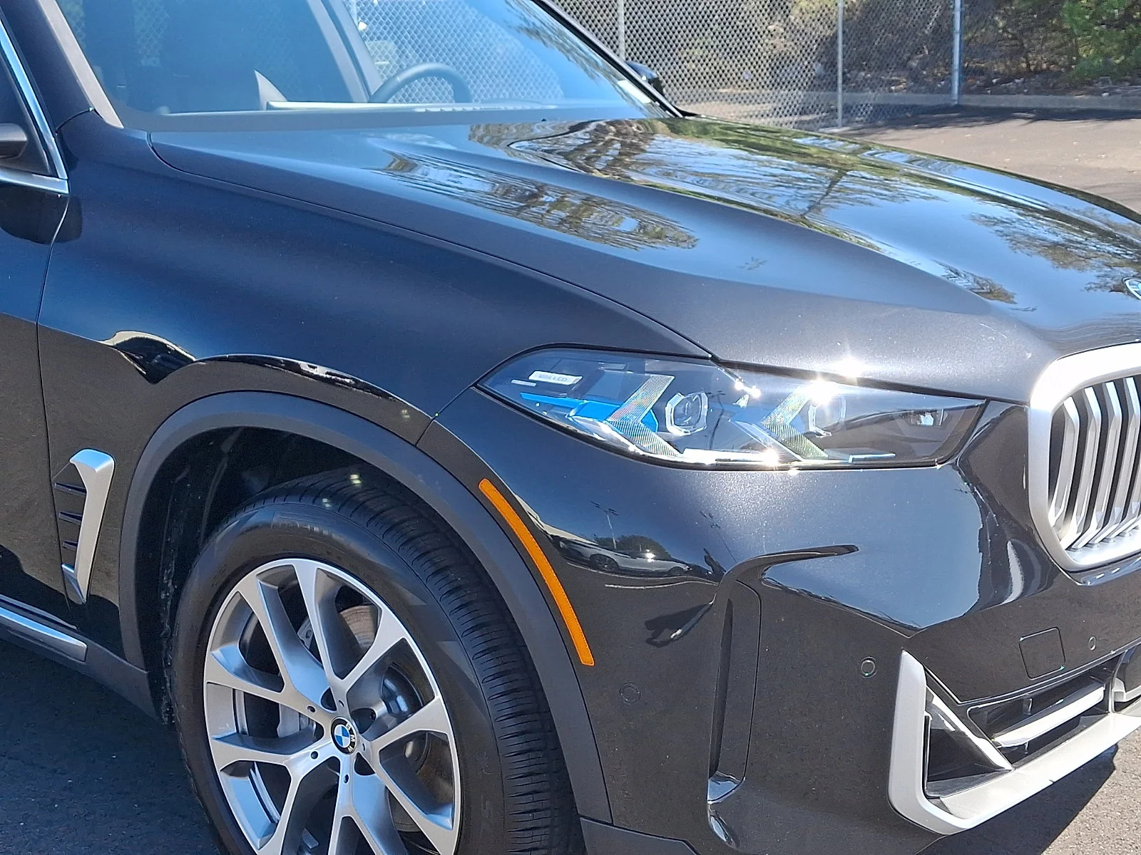 Used 2026 Black Sapphire Metallic BMW xDrive40i image 13