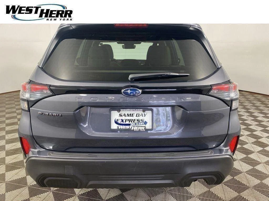 Used 2025 Magnetite Gray Metallic Subaru Premium image 18