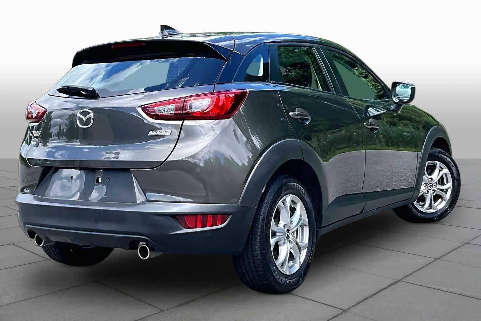 Used 2017 Titanium Flash Mica Mazda Sport image 13
