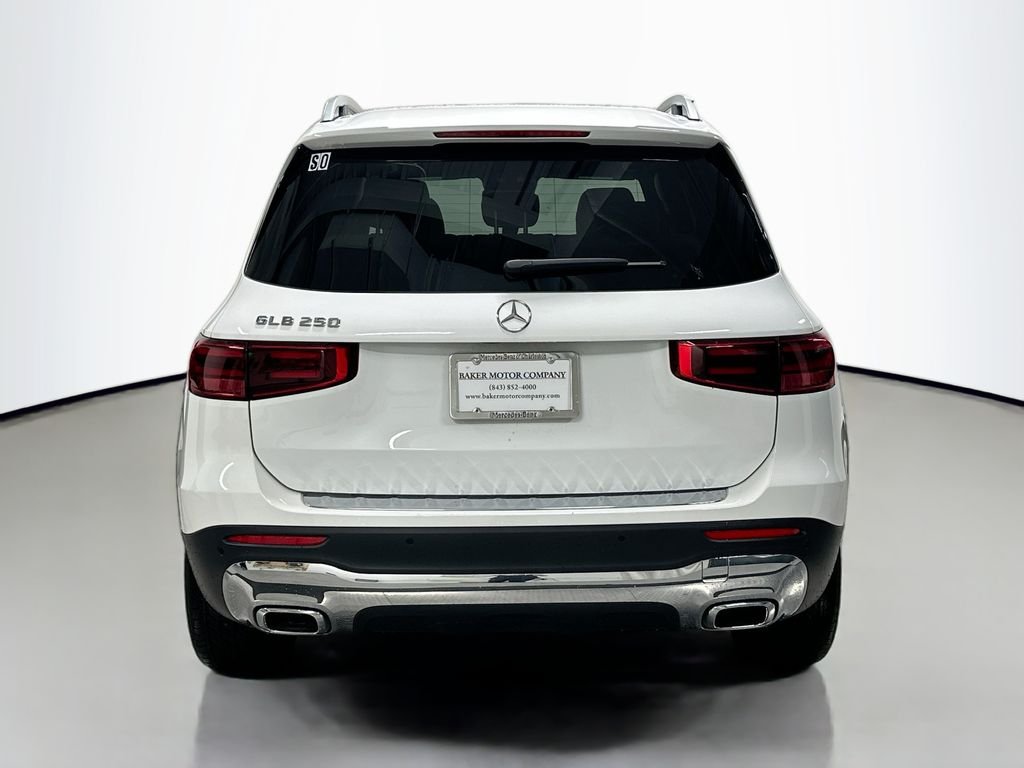 Used 2026 White Mercedes-Benz GLB 250 image 10