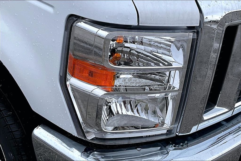 New 2025 Ford E-450SD Base