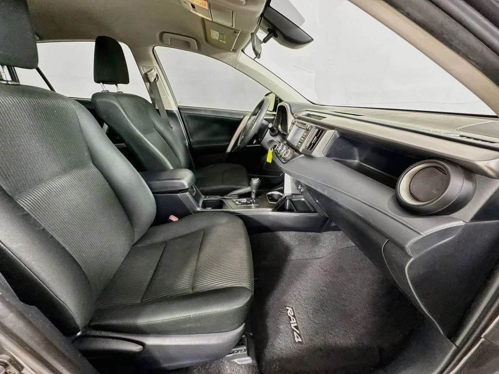 Used 2018 Magnetic Gray Metallic Toyota LE image 32
