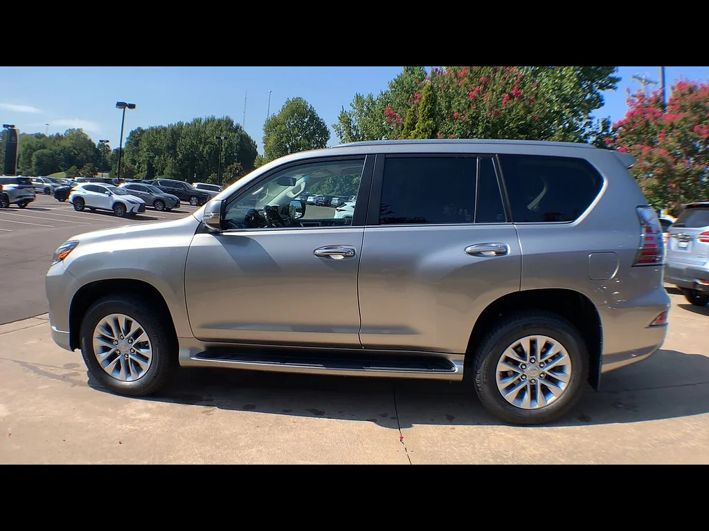 Certified Used 2023 ATOMIC SILVER Lexus 460 Premium image 5