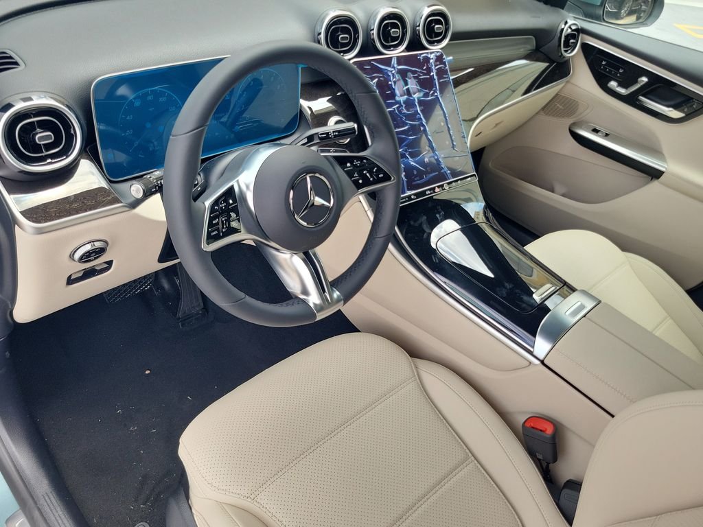 New 2026 Verde Silver Metallic Mercedes-Benz GLC 300 image 19