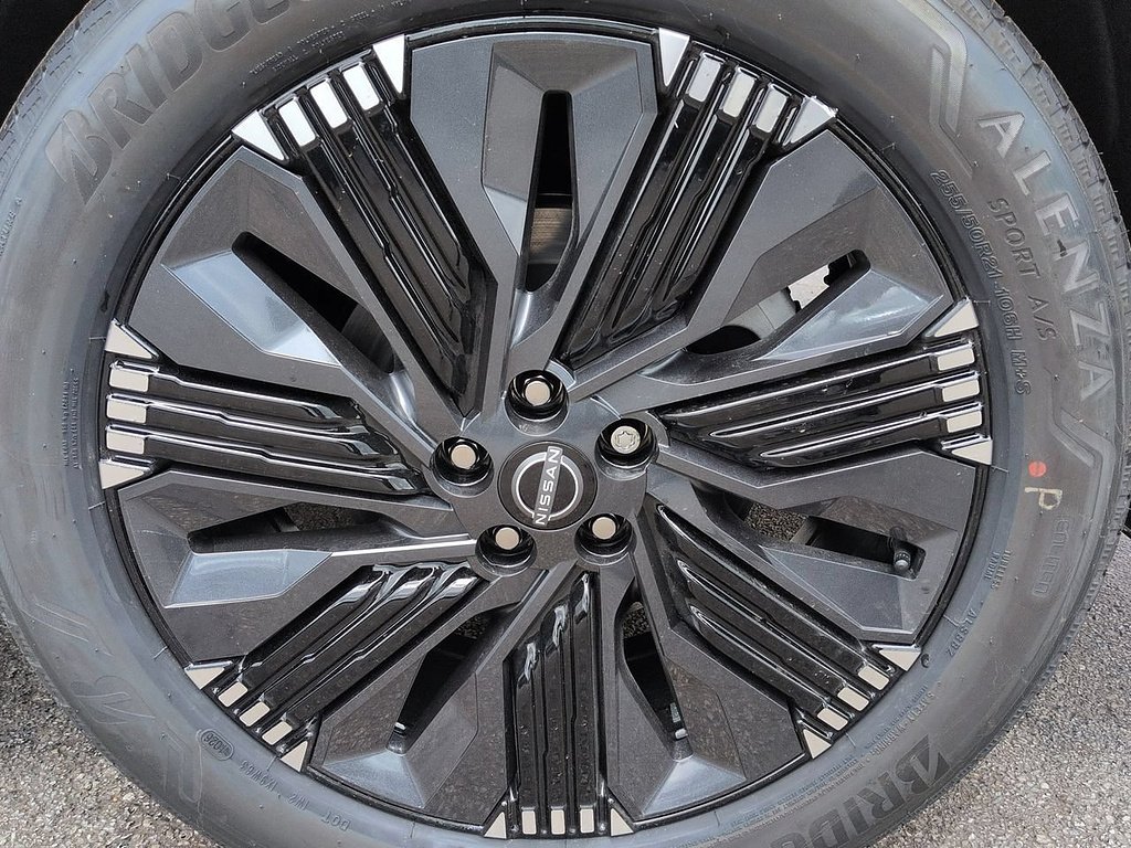 New 2026 Everest White Pearl TriCoat Nissan Platinum image 14
