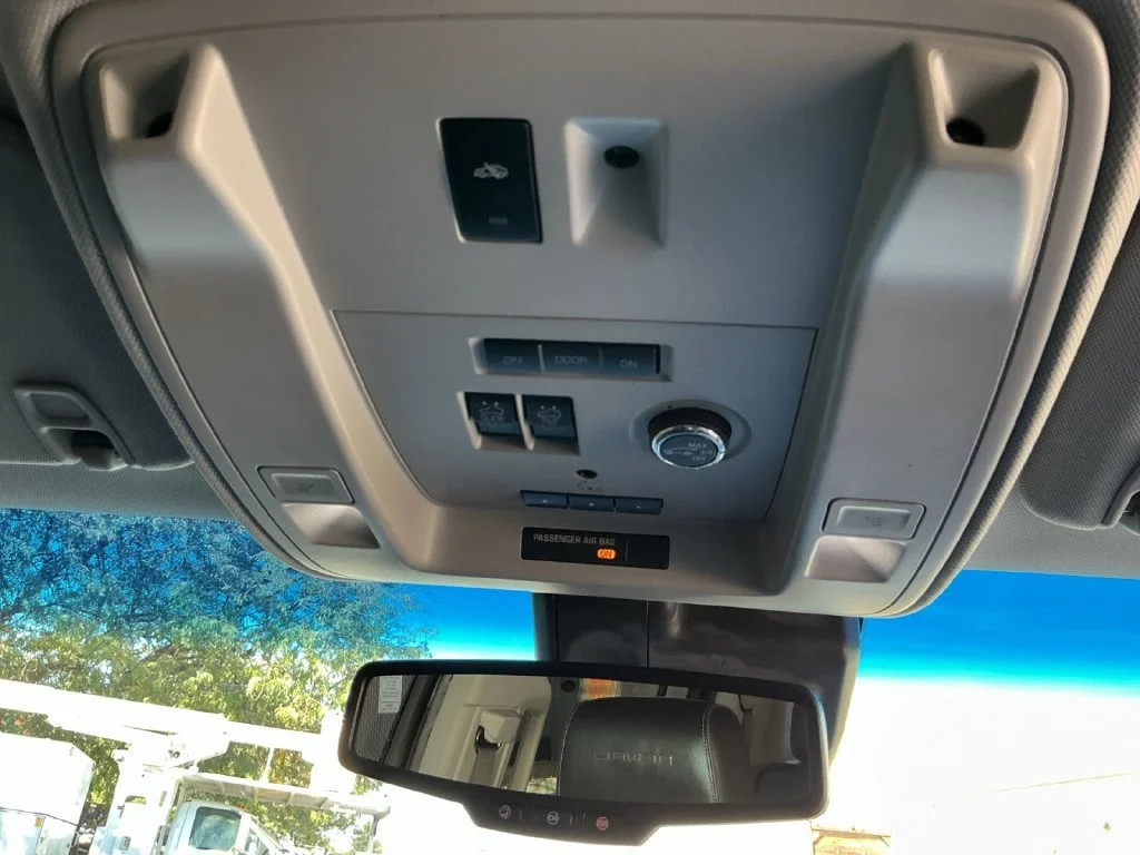 Used 2019 PEPPERDUST METALLIC GMC Denali image 36