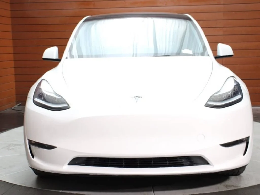 Used 2021 Pearl White Multi-Coat Tesla Long Range image 25