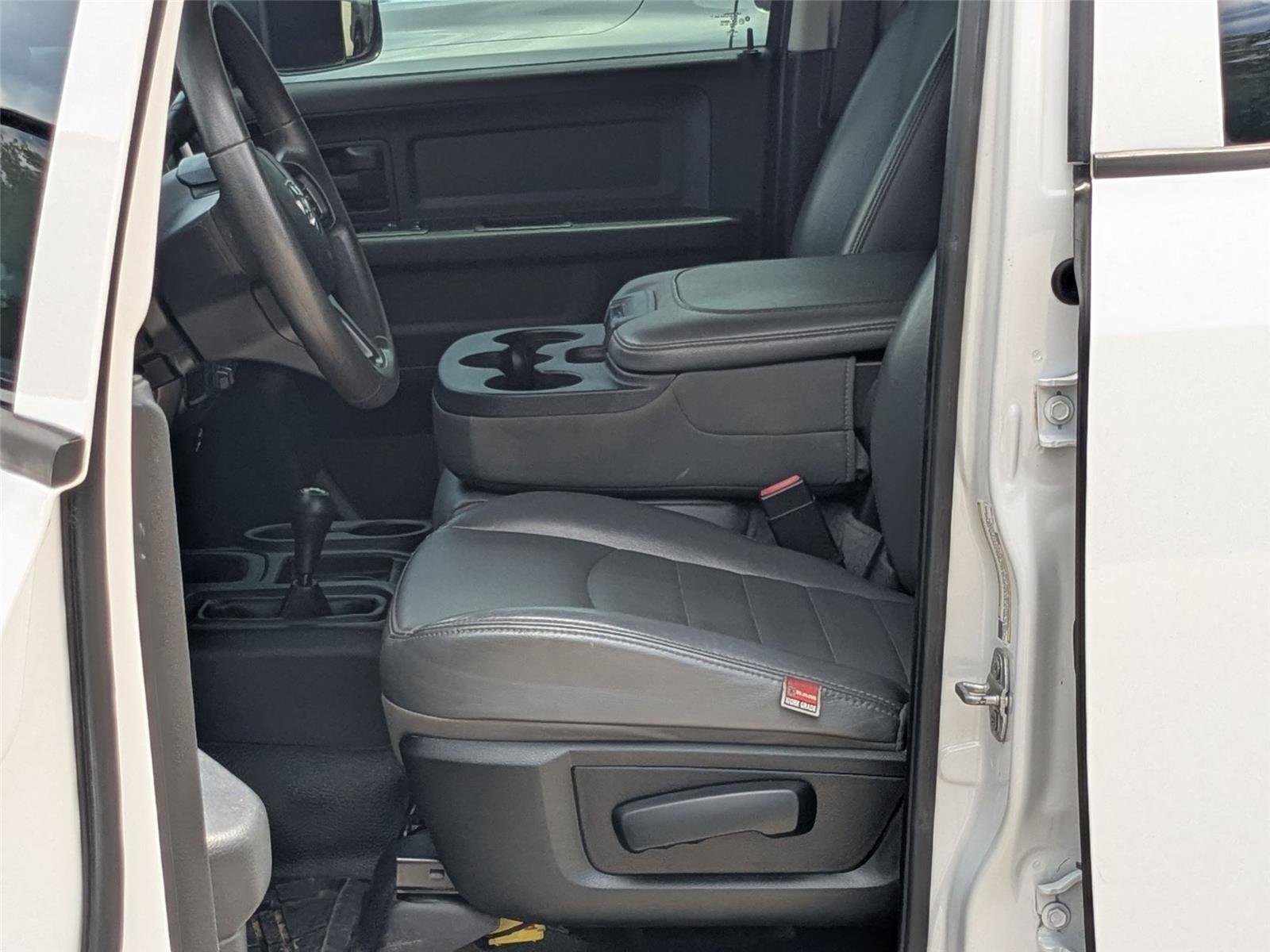 Used 2018 Bright White Clearcoat Ram Tradesman image 11