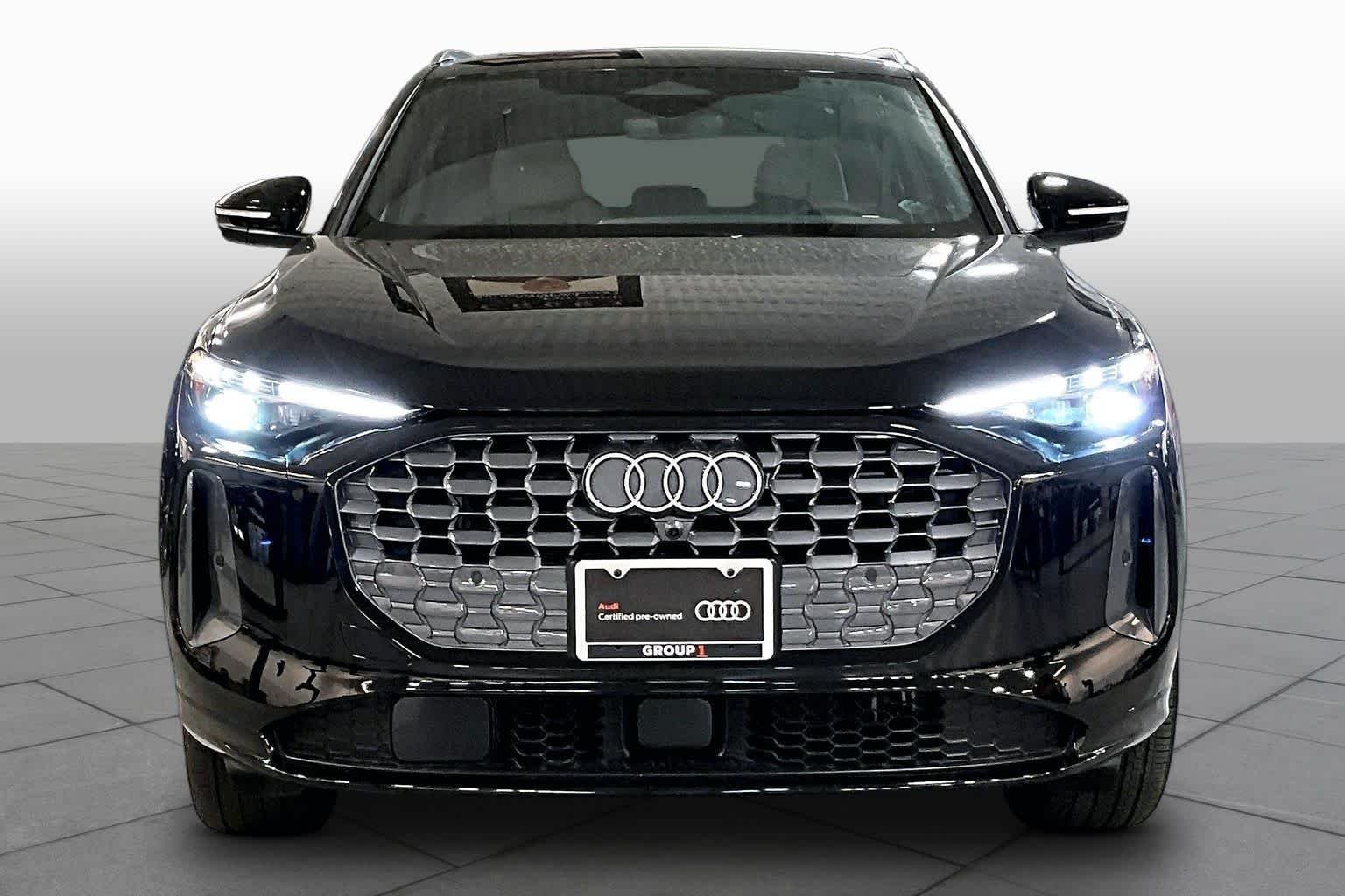 Used 2025 Mythos Black Metallic Audi Premium Plus image 4