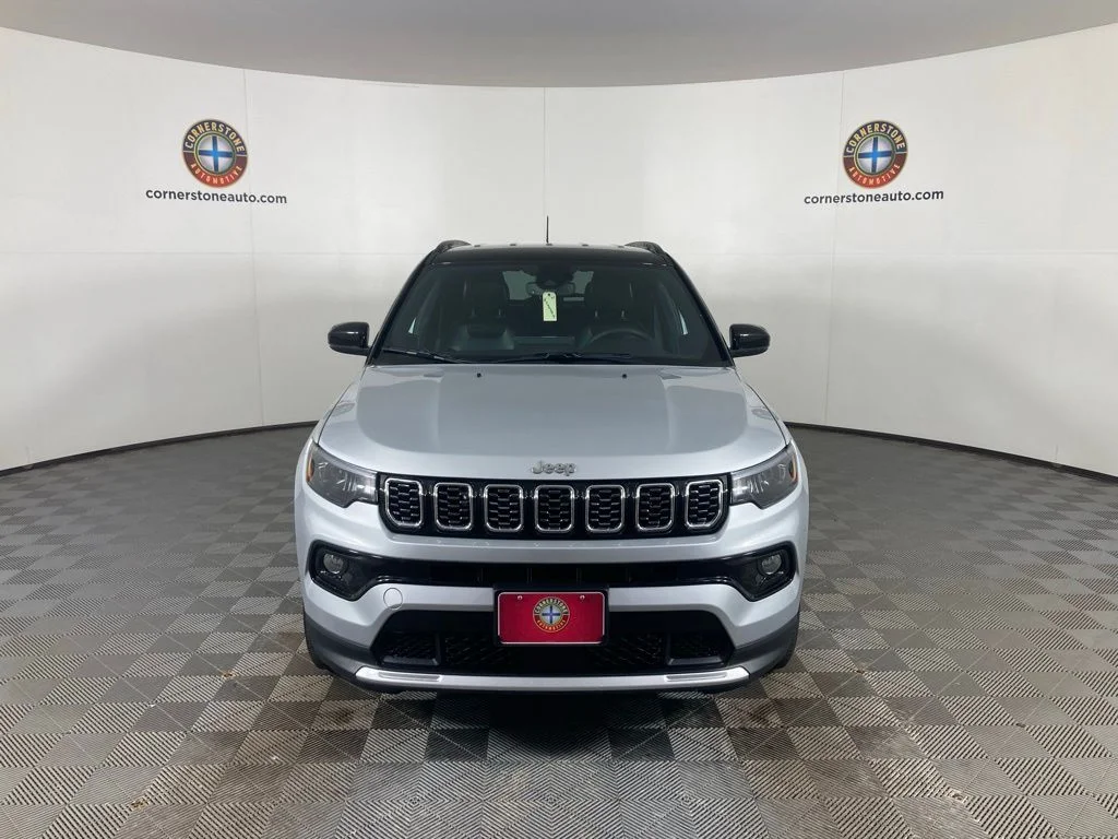 2025 Jeep Compass Limited - Photo 16