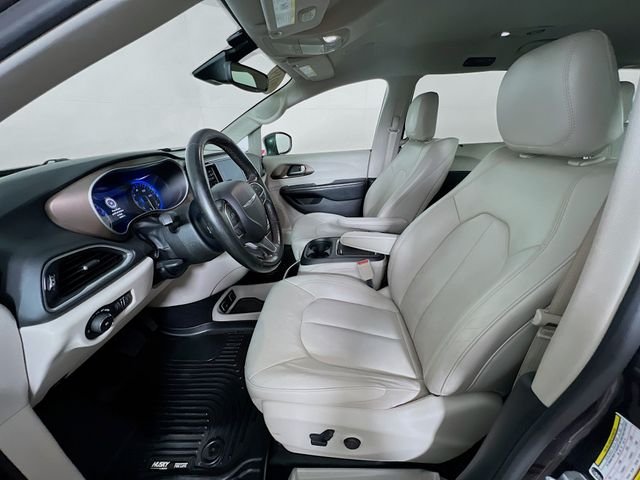 2019 Chrysler Pacifica Touring L Plus - Photo 10