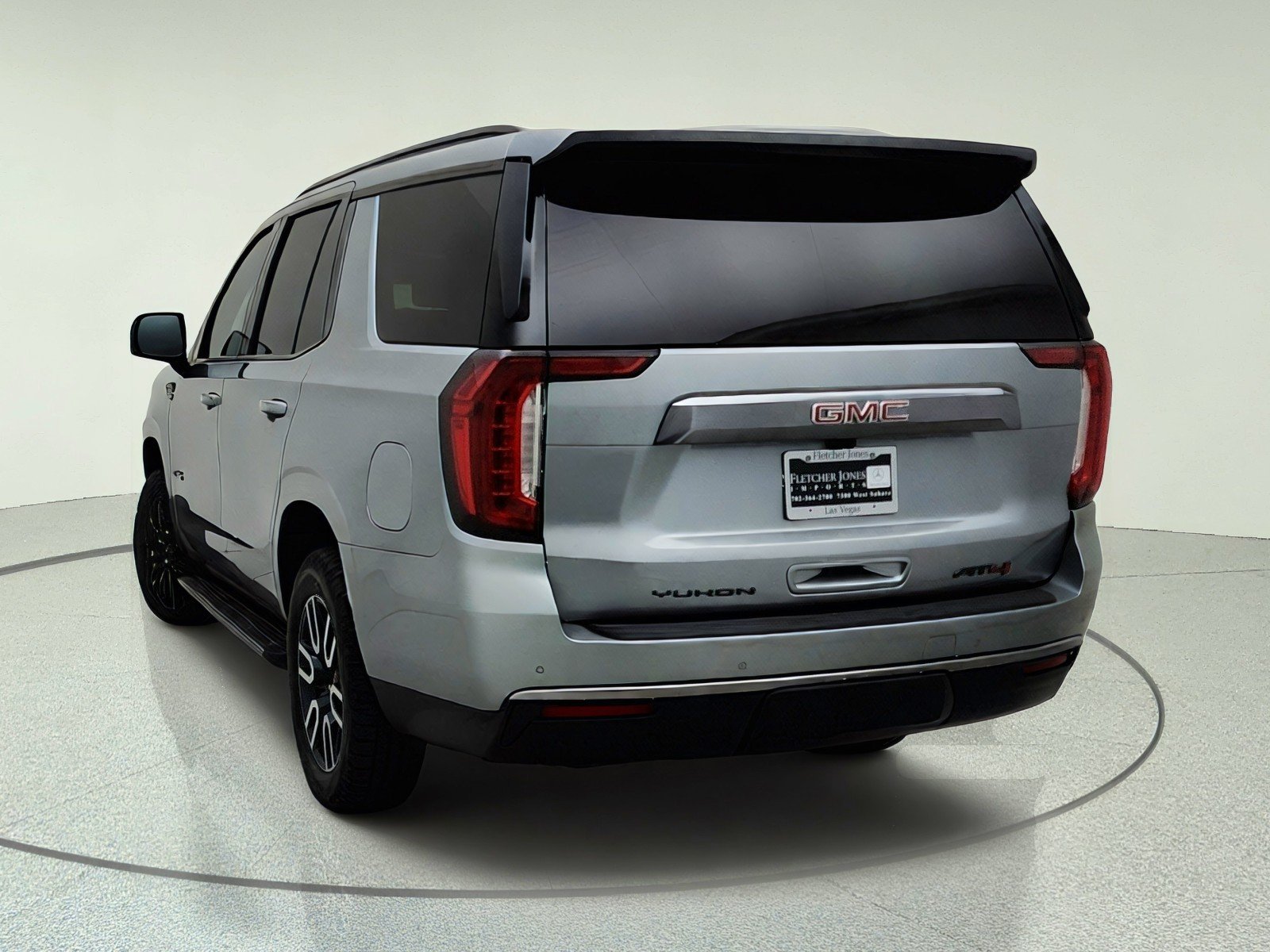 Used 2024 Sterling Metallic GMC AT4 image 11