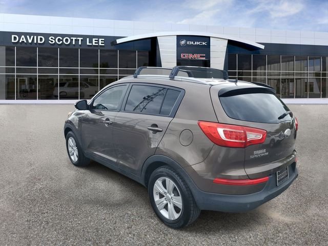 Used 2013 Beige Kia LX image 3