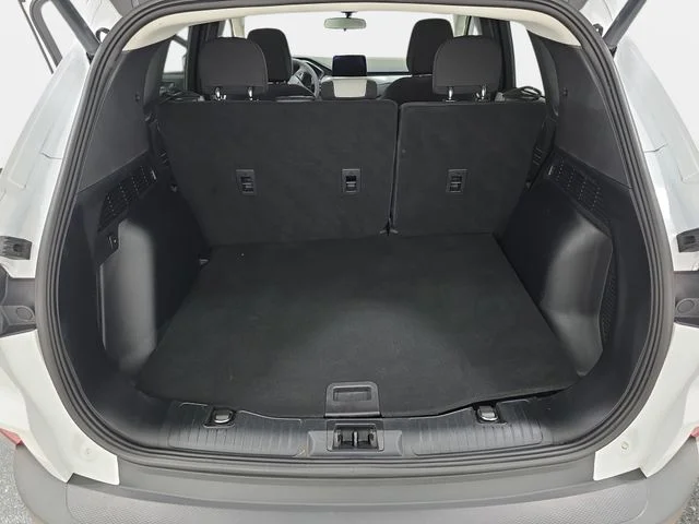 Used 2023 White Ford Active image 31