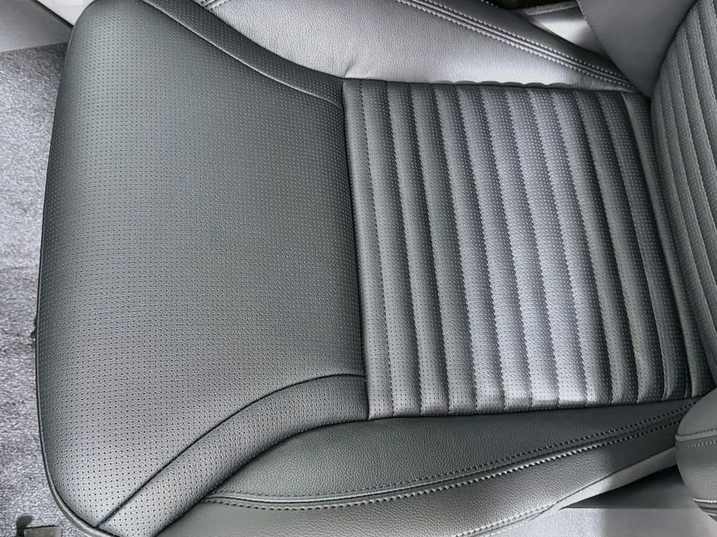 New 2026 Varesine Blue Land Rover S image 20