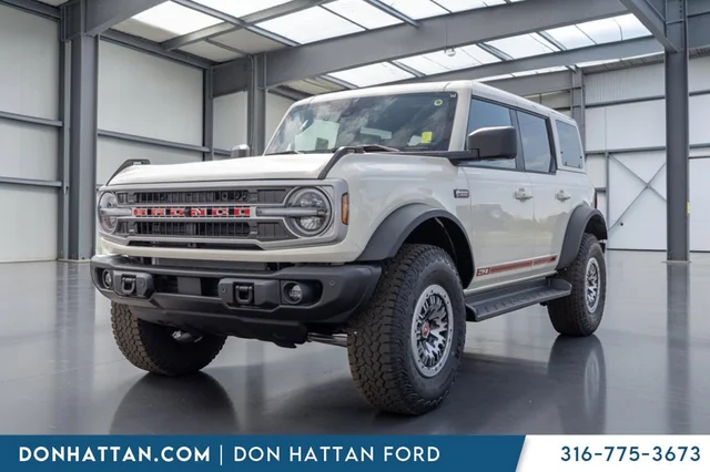 2026 Ford Bronco Outer Banks®