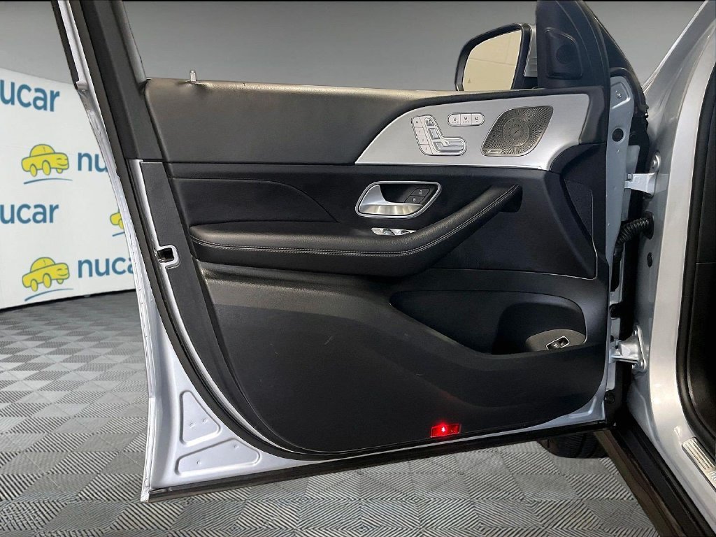 Used 2025 Silver Mercedes-Benz GLS 450 image 9