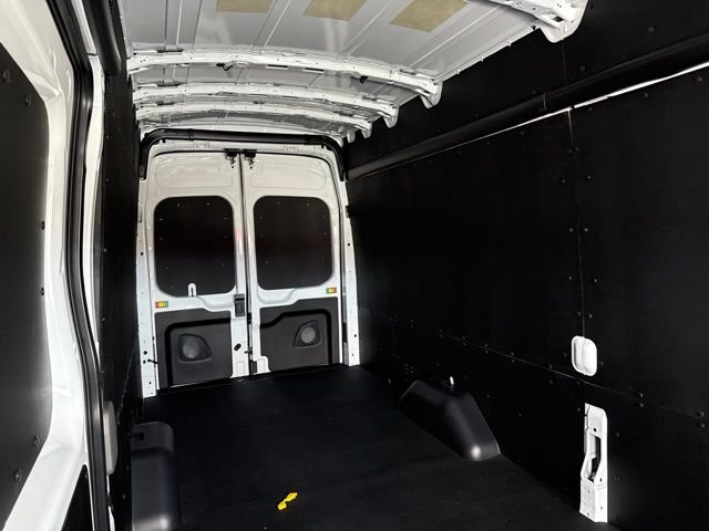 New 2026 Oxford White Ford Cargo Van image 17