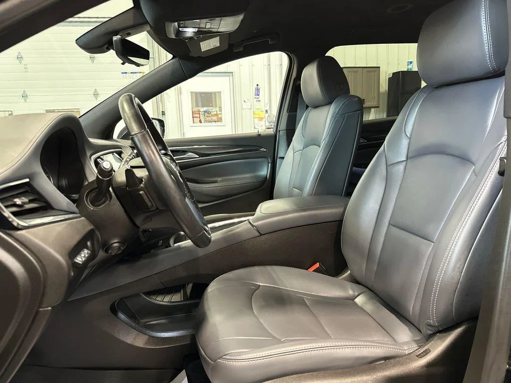 Used 2023 Ebony Twilight Metallic Buick Premium image 15