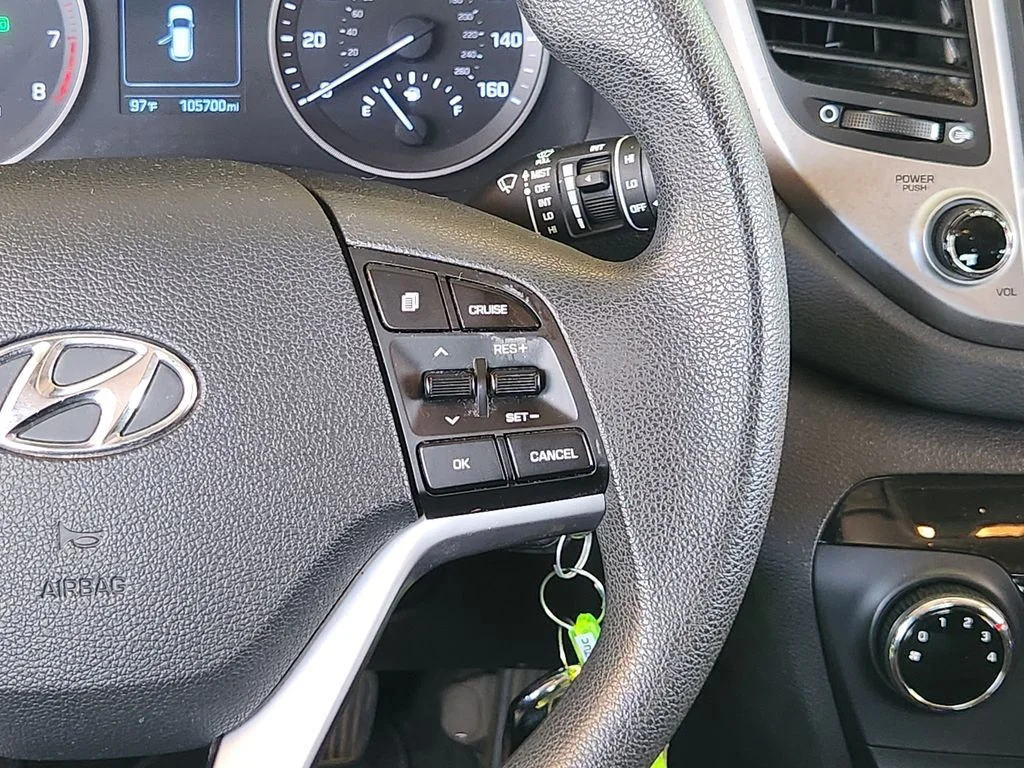 Used 2016 Ash Black Hyundai SE image 31