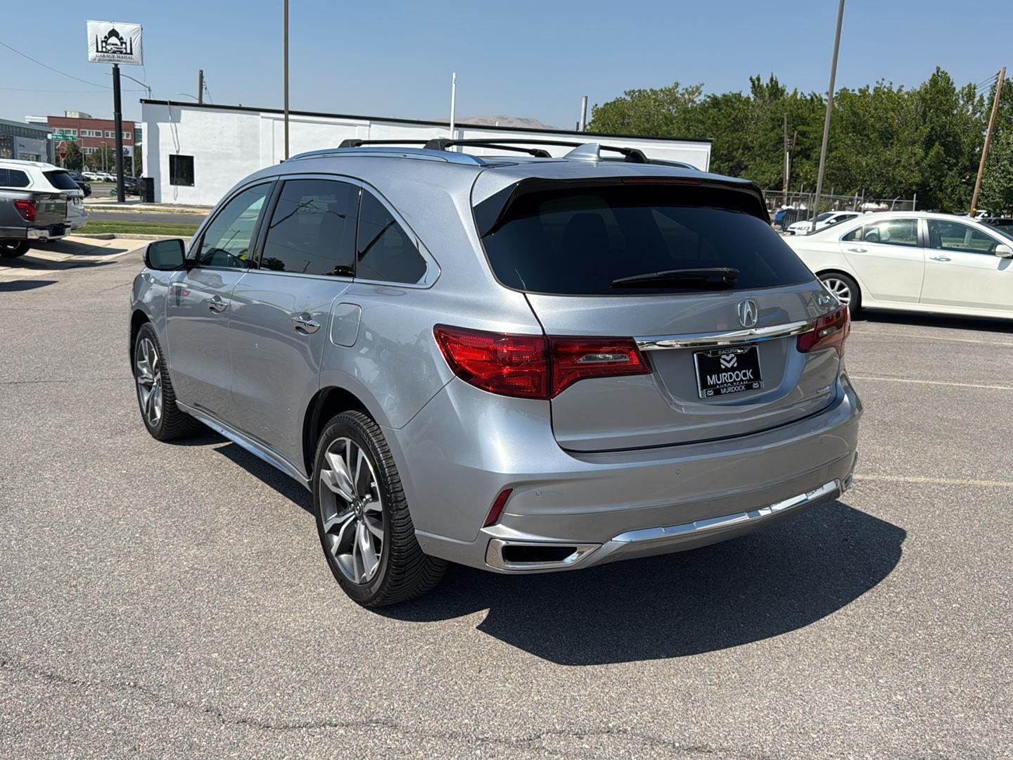Used 2019 Lunar Silver Metallic Acura w/Advance/Entertainment Pkg image 4