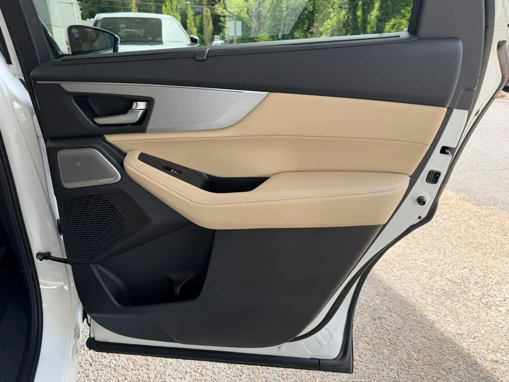 New 2026 Platinum White Pearl Acura Technology Package image 29
