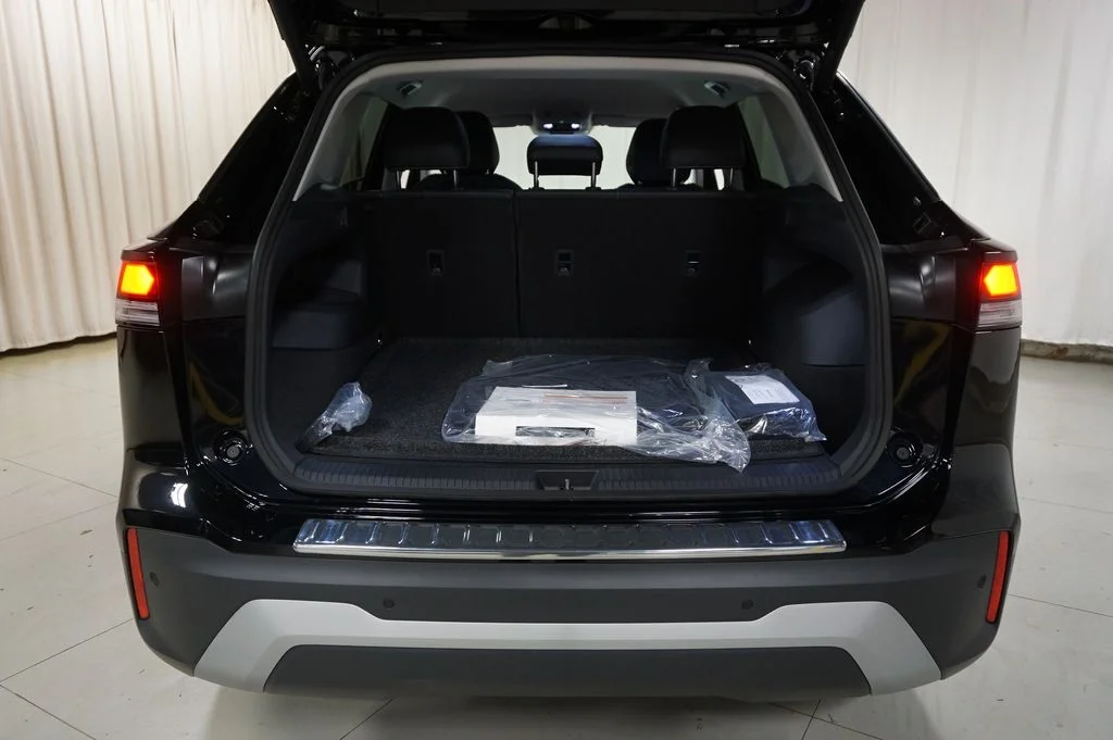 New 2026 Deep Black Volkswagen 2.0T SE image 28