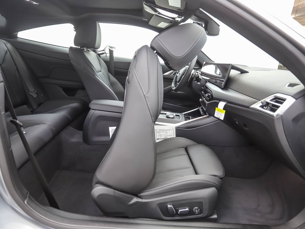 2026 BMW 4 Series 430i - Photo 27